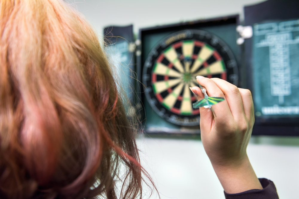neue-darts-regel-schließt-trans-frauen-aus